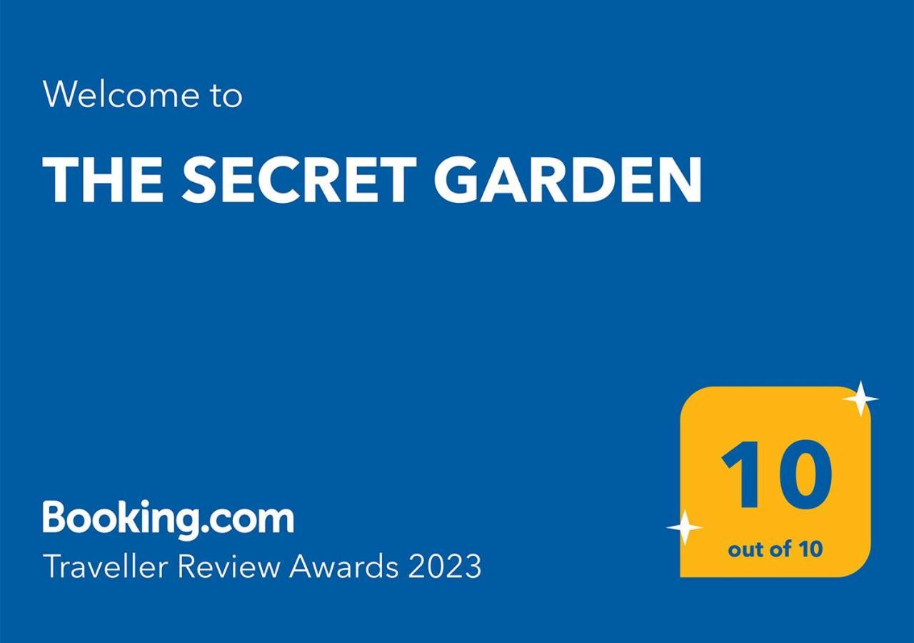 The Secret Garden Βίλα Forza dʼAgro Εξωτερικό φωτογραφία